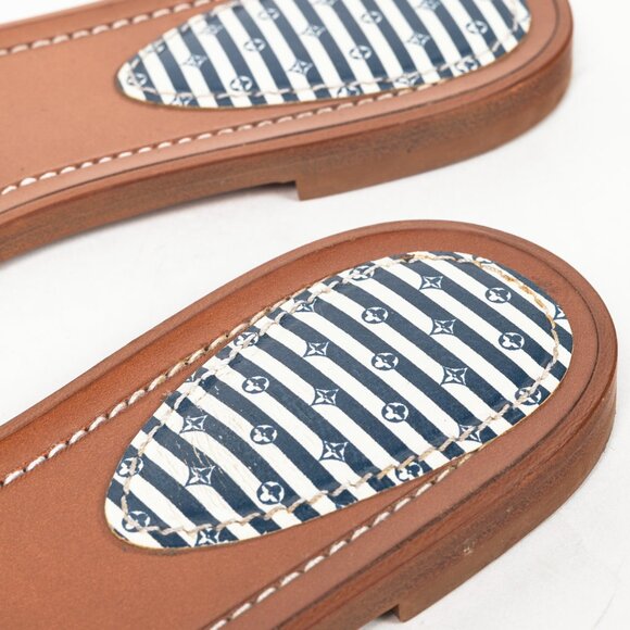 Louis Vuitton Escale Lock It Bleu Normal Striped Flat Mule Sandals - Picture 9 of 10